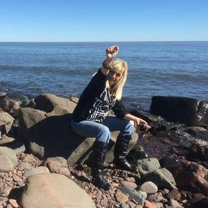 Meet your Posher, Bonnie